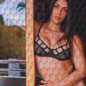 Имя: Адриана, Возраст: 26, Грудь: 2