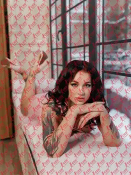 Имя: Александрина, Возраст: 27, Грудь: 2