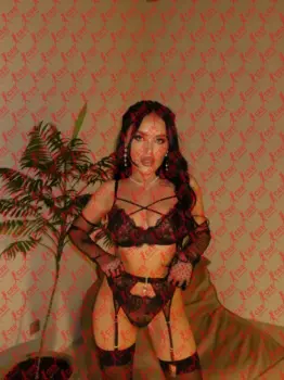 Имя: Алика, Возраст: 24, Грудь: 2