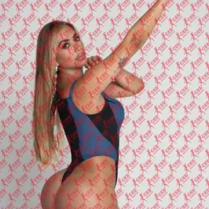 Имя: Ариана, Возраст: 24, Грудь: 4