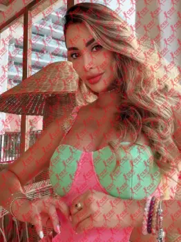 Имя: Ариана, Возраст: 24, Грудь: 4