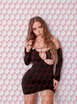 Имя: Ария, Возраст: 21, Грудь: 2