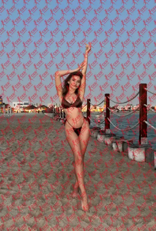 Имя: Авелина, Возраст: 23, Грудь: 2