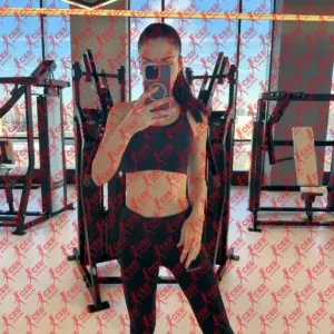 Имя: Дейзи, Возраст: 27, Грудь: 2