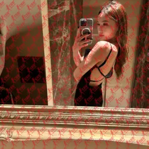 Имя: Дженни, Возраст: 21, Грудь: 1