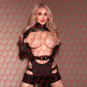 Имя: Екатерина, Возраст: 21, Грудь: 4