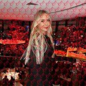 Имя: Елена, Возраст: 24, Грудь: 4