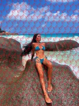 Имя: Элли, Возраст: 22, Грудь: 2