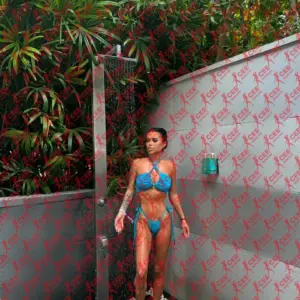 Имя: Элли, Возраст: 22, Грудь: 2