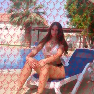 Имя: Эмбер, Возраст: 24, Грудь: 2