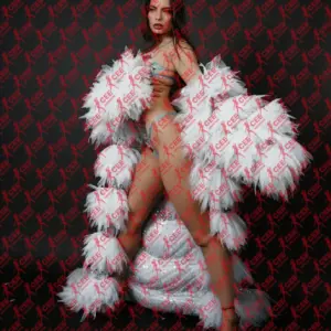 Имя: Эмбер, Возраст: 24, Грудь: 2