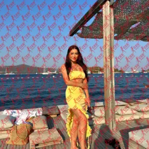 Имя: Глория, Возраст: 24, Грудь: 3