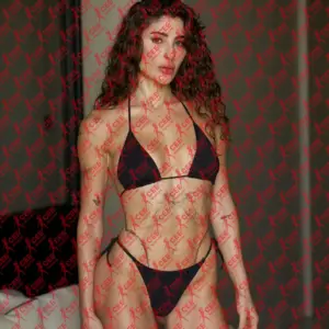 Имя: Изабелла, Возраст: 24, Грудь: 3