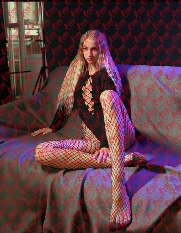 Имя: Касандра, Возраст: 20, Грудь: 1