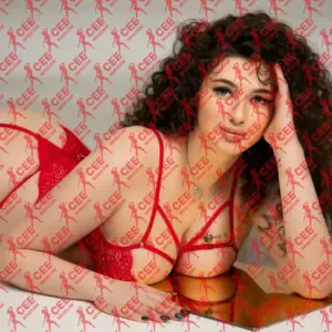 Имя: Кристи, Возраст: 24, Грудь: 4