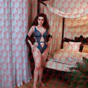 Имя: Кристи, Возраст: 24, Грудь: 4