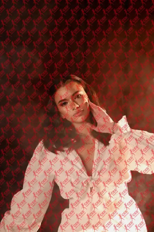 Имя: Лилиана, Возраст: 19, Грудь: 1