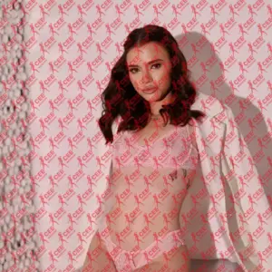 Имя: Лилиана, Возраст: 19, Грудь: 1