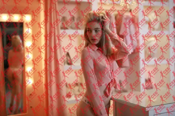 Имя: Лина, Возраст: 22, Грудь: 1