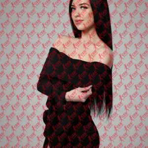 Имя: Мальвина, Возраст: 24, Грудь: 2