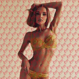 Имя: Мария, Возраст: 25, Грудь: 1