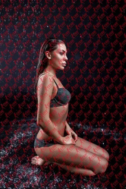 Имя: Мелания, Возраст: 25, Грудь: 2