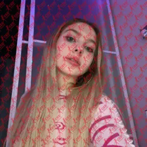 Имя: Мия, Возраст: 23, Грудь: 2