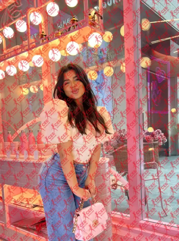 Имя: Мирика, Возраст: 24, Грудь: 4