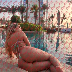 Имя: Полиана, Возраст: 28, Грудь: 3