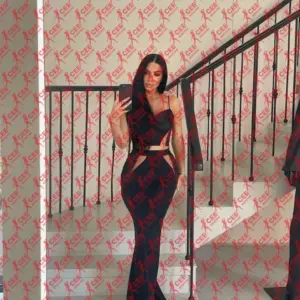 Имя: Рузанна, Возраст: 23, Грудь: 2