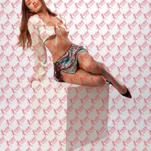 Имя: Сара, Возраст: 23, Грудь: 1