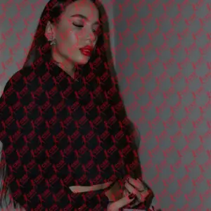 Имя: Теона, Возраст: 24, Грудь: 1