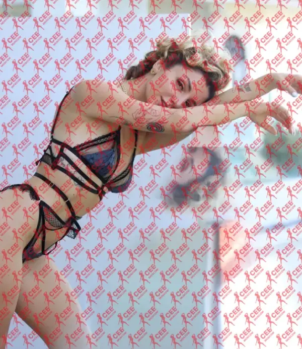 Имя: Тори, Возраст: 27, Грудь: 1