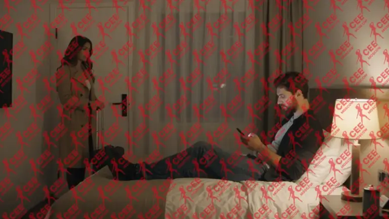 Выездной эскорт: как заказать девушку в отель, апартаменты или за город